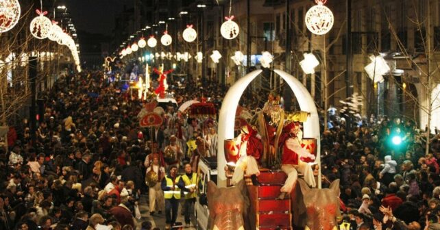 Cabalga Heraldo Real Granada agresión buey