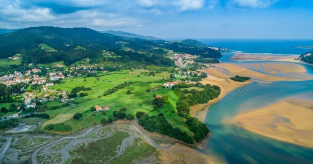 Museo Guggenheim Reserva de la Biosfera de Urdaibai